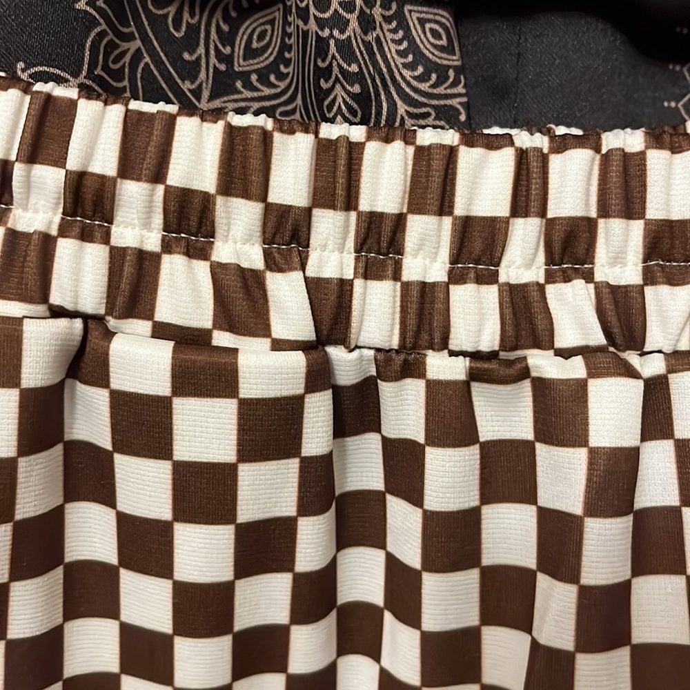 High-Rise Brown Checkerboard Wide-Leg Pants - Picture 3 of 5